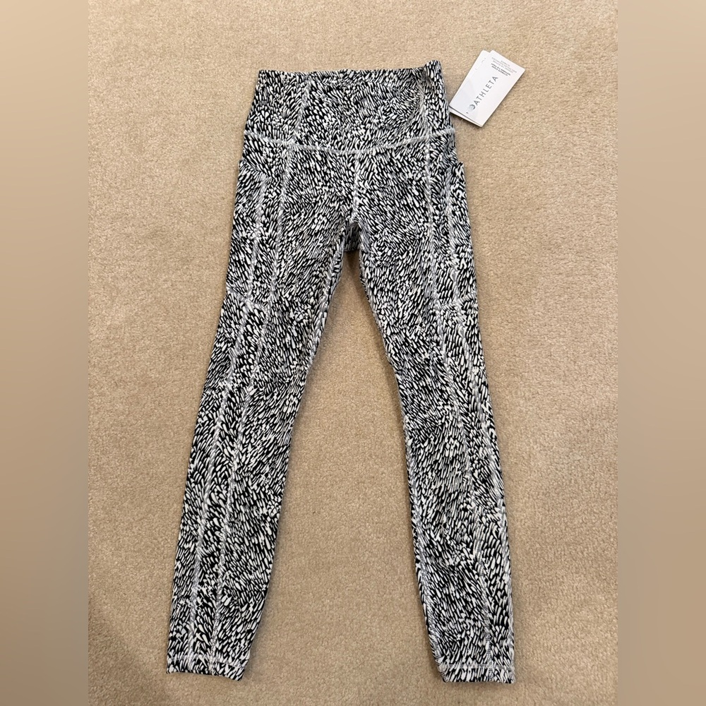 Athleta Ulitmate Stash 7/8 Textured Tight (Size XS) NWT